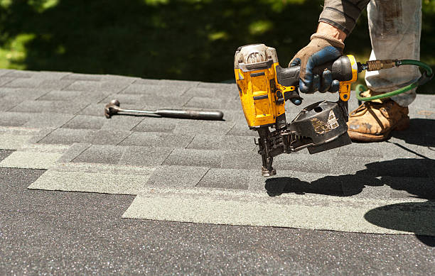 Best Local Roofing Companies  in Robins, IA